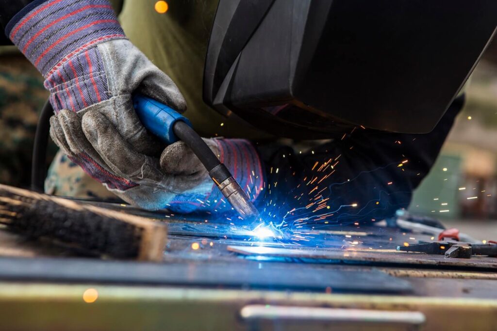 MIG welding-Contract Manufacturing Specialists of Illinois